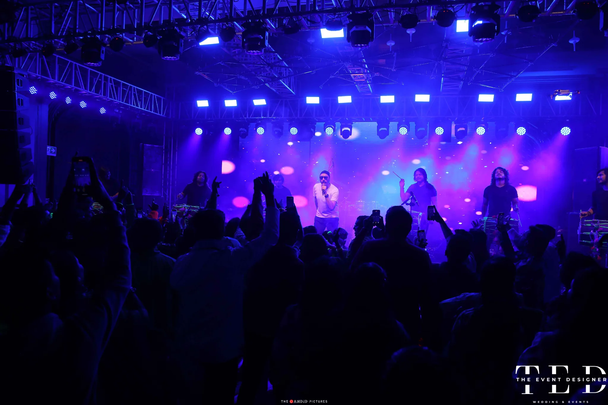 Neon Theme party in ITC Momentos