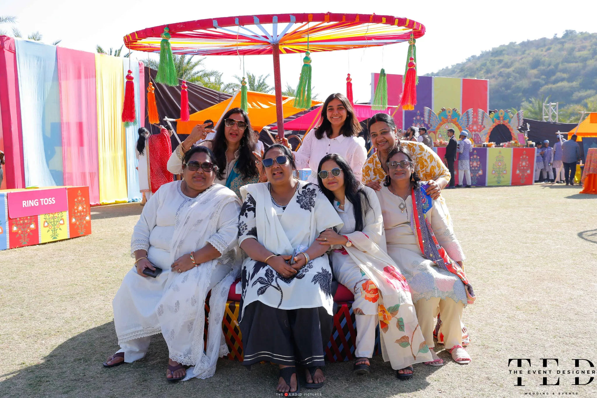 Parivaril milan desimela carnival decor