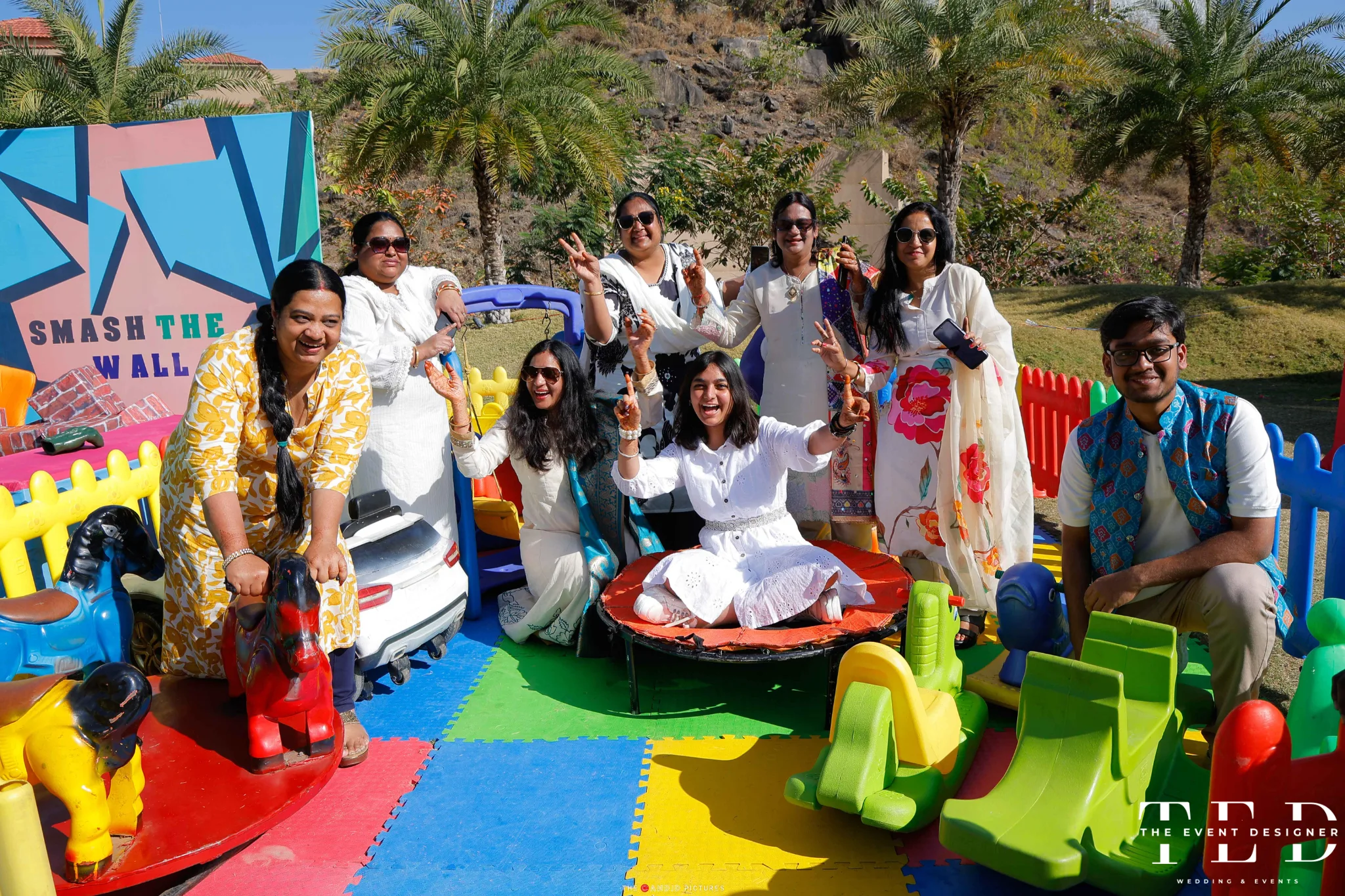 Parivaril milan desimela carnival