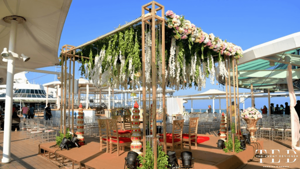 Luxury Indian Cruises For Destination Wedding: Plan a Memorable Day 9 8 1