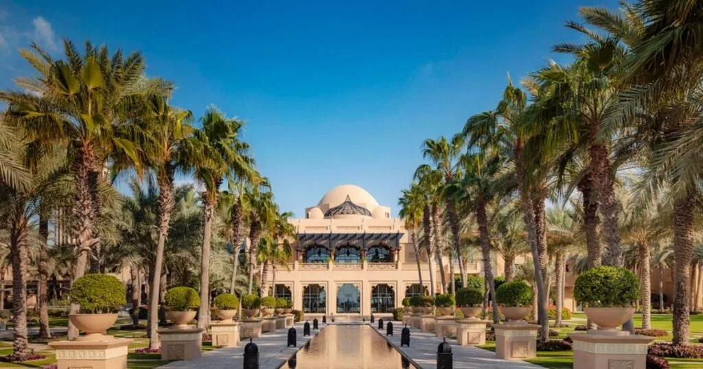 Top 7 Ultra-Luxury Beach-Front Wedding Venues in Dubai (2025–26) 8 OneOnly Royal Mirage
