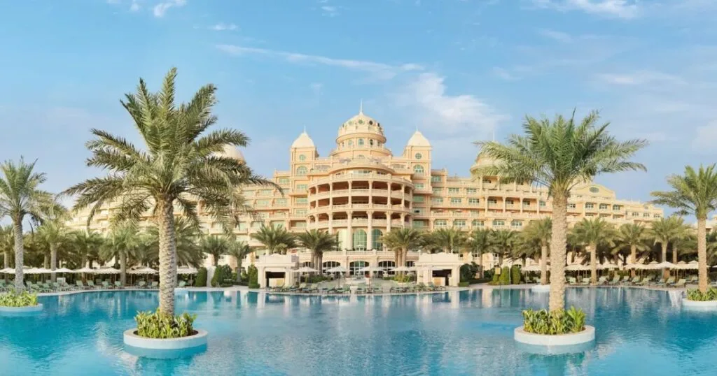 Top 7 Ultra-Luxury Beach-Front Wedding Venues in Dubai (2025–26) 3 Raffles The Palm Dubai