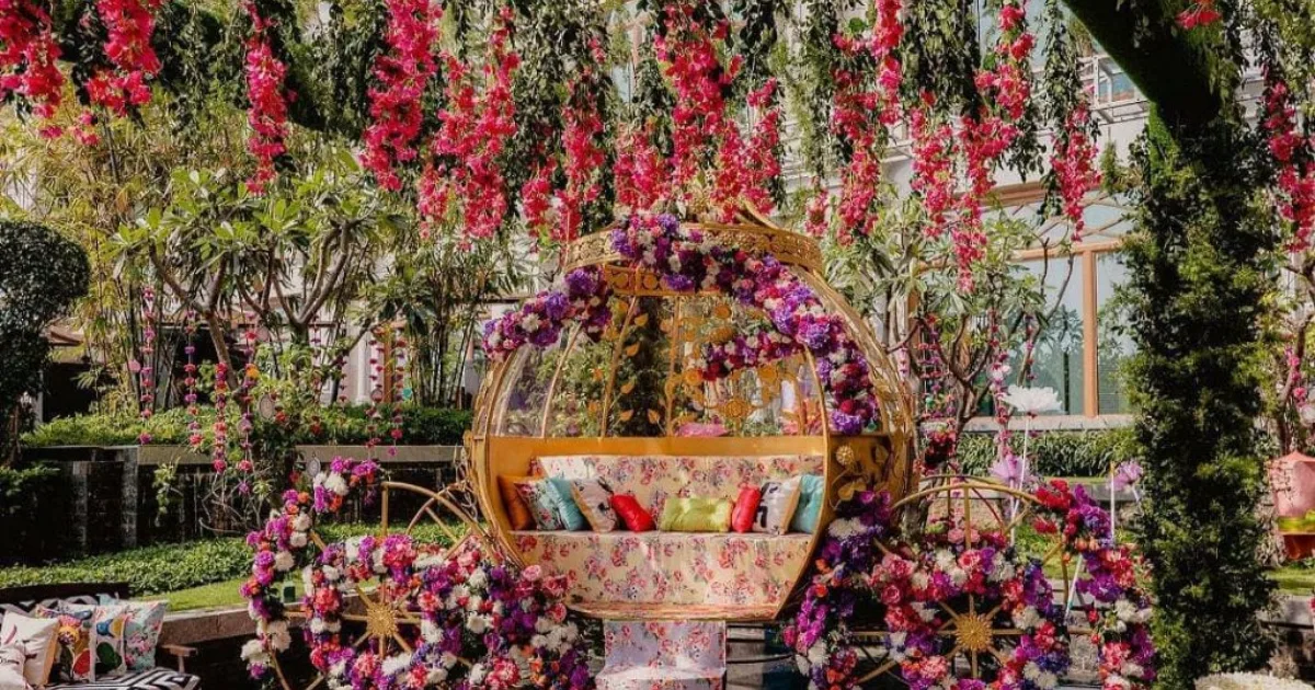 5 Trendiest Mehendi Theme Decor Ideas for Luxury Wedding