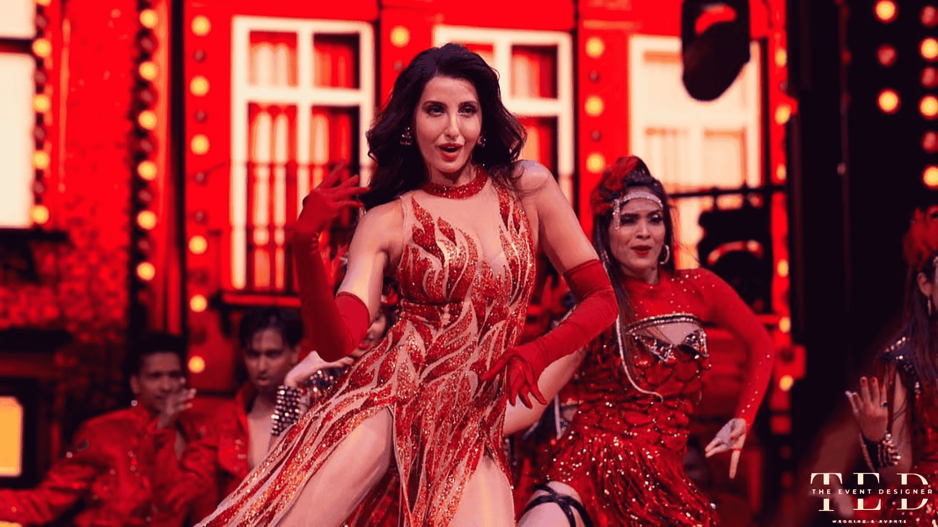 Read more about the article Book Celebrity Performers for Weddings: The Insider’s Entertainment Playbook by The Event Designer