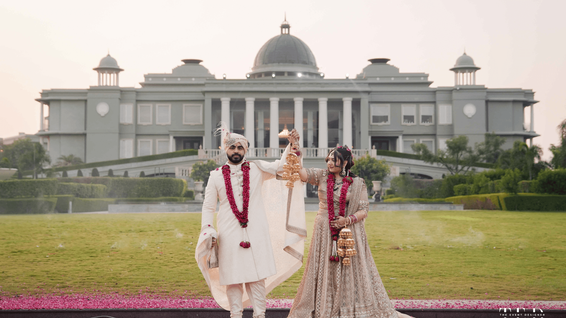 Read more about the article Raffles Udaipur Wedding Cost: Real Wedding Story, Venues and Luxury Highlights