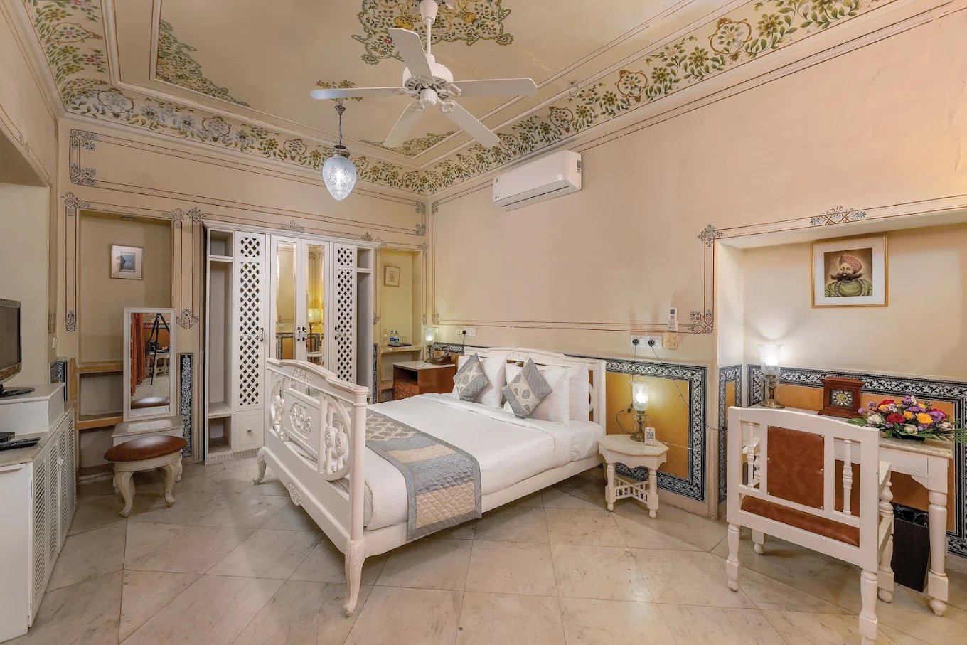 Chomu Palace Jaipur Wedding Venue: Rooms, Capacity & Event Spaces | The Event Designer
