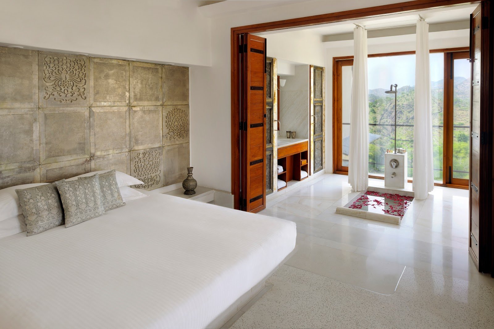 RAAS Devigarh Udaipur Wedding Venue: Rooms, Capacity & Event Spaces | The Event Designer RAAS Devigarh Udaipur Wedding Venue: Rooms, Capacity & Event Spaces | The Event Designer