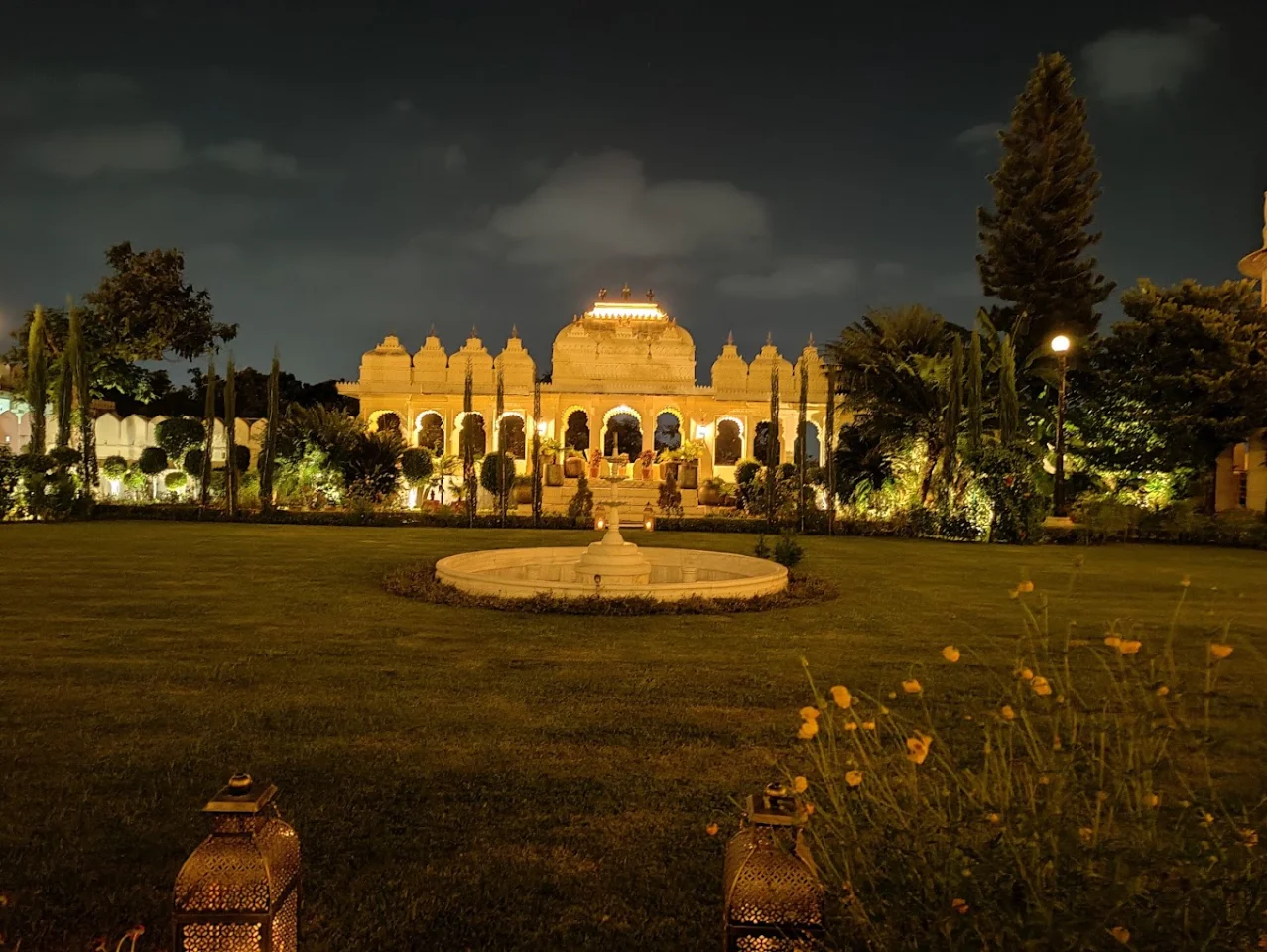 Shiv Niwas Palace Udaipur: Pre-Wedding Lunch Venue & Guest Accommodation | The Event Designer Shiv Niwas Palace Udaipur: Pre-Wedding Lunch Venue & Guest Accommodation | The Event Designer