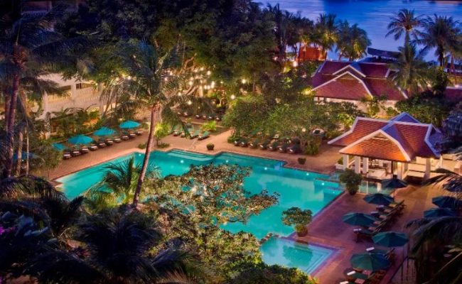 Anantara Riverside Bangkok Resort