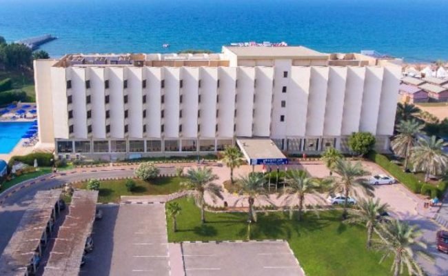 BM Beach Hotel