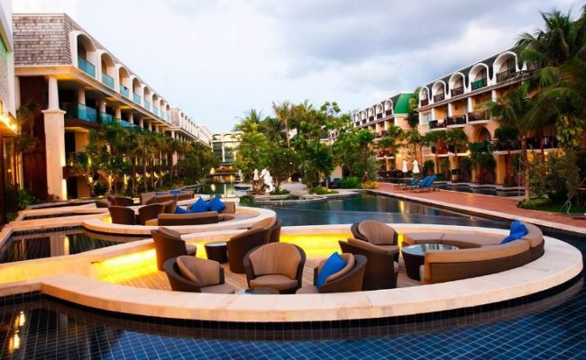 Phuket Graceland Resort